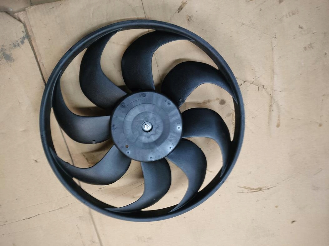 Radiateurventilator FI 39,5 Dacia Duster II 2 origineel image 2
