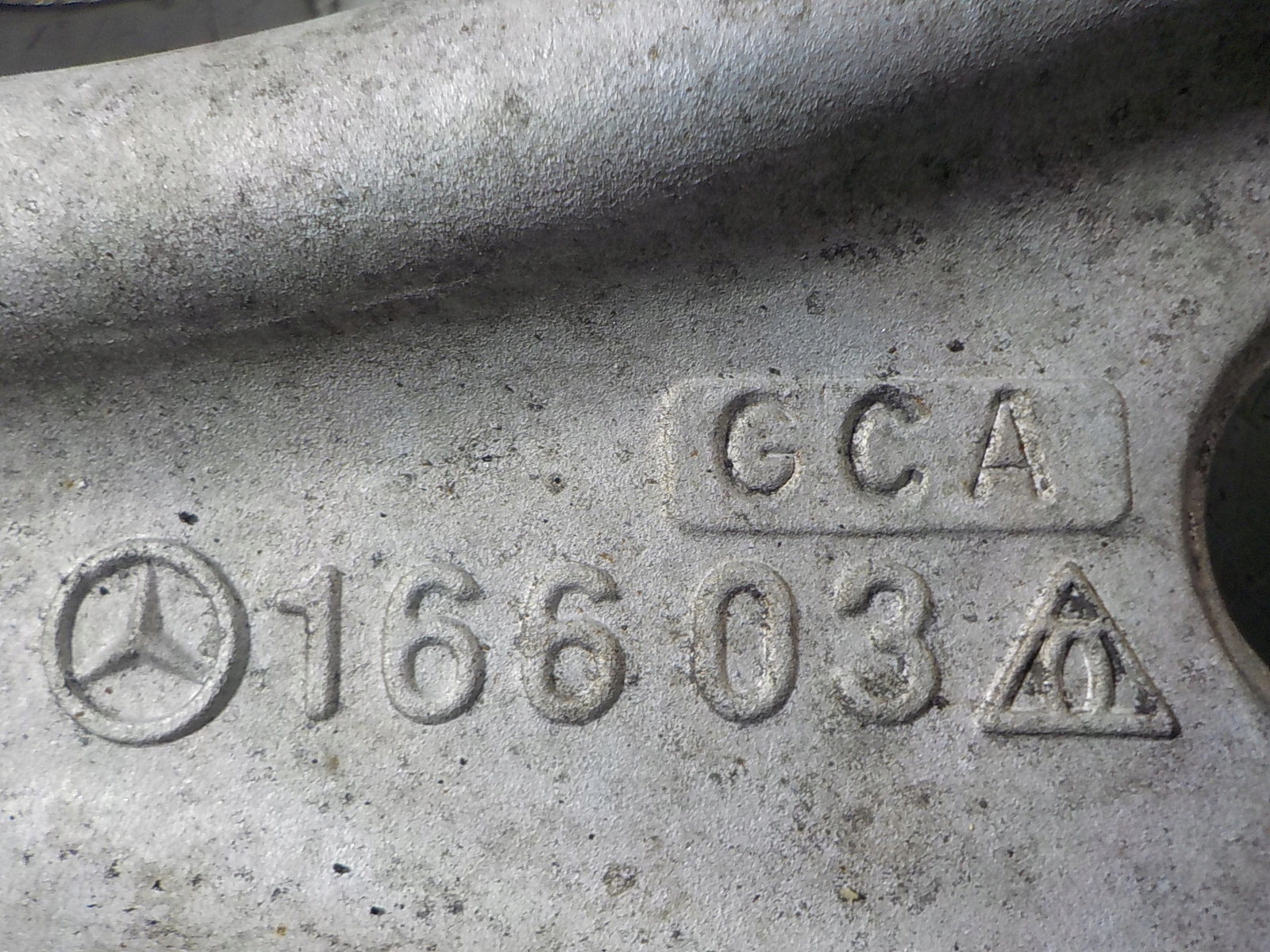 MERCEDES ML166 11-15 Bras avant gauche image 5