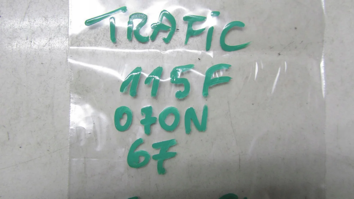 Durite injection Trafic Vivaro 2.0 image 5