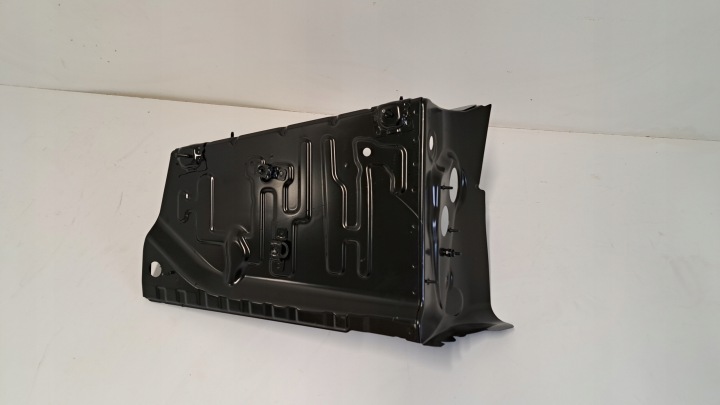 Tavaratilan lattia, oikea BMW 5 G30 / M5 F90 OE
