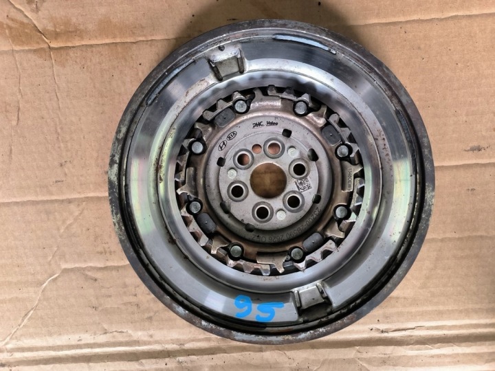 HYUNDAI KIA 1.6 TGDI KAKSIMASSAVÄÄNTÖ 23200-2B590