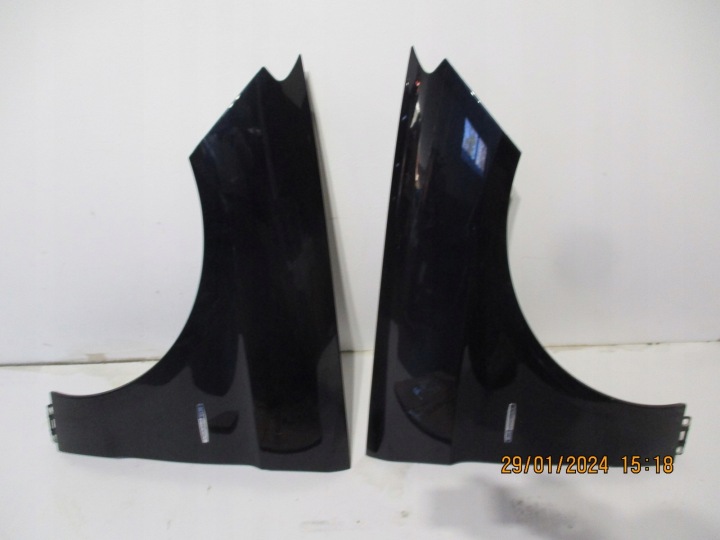 Lokasuoja Mercedes ML 166 ML166 OIKEA