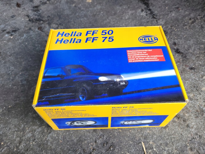 Hella kaukovalosarja 1FA 008 283-811