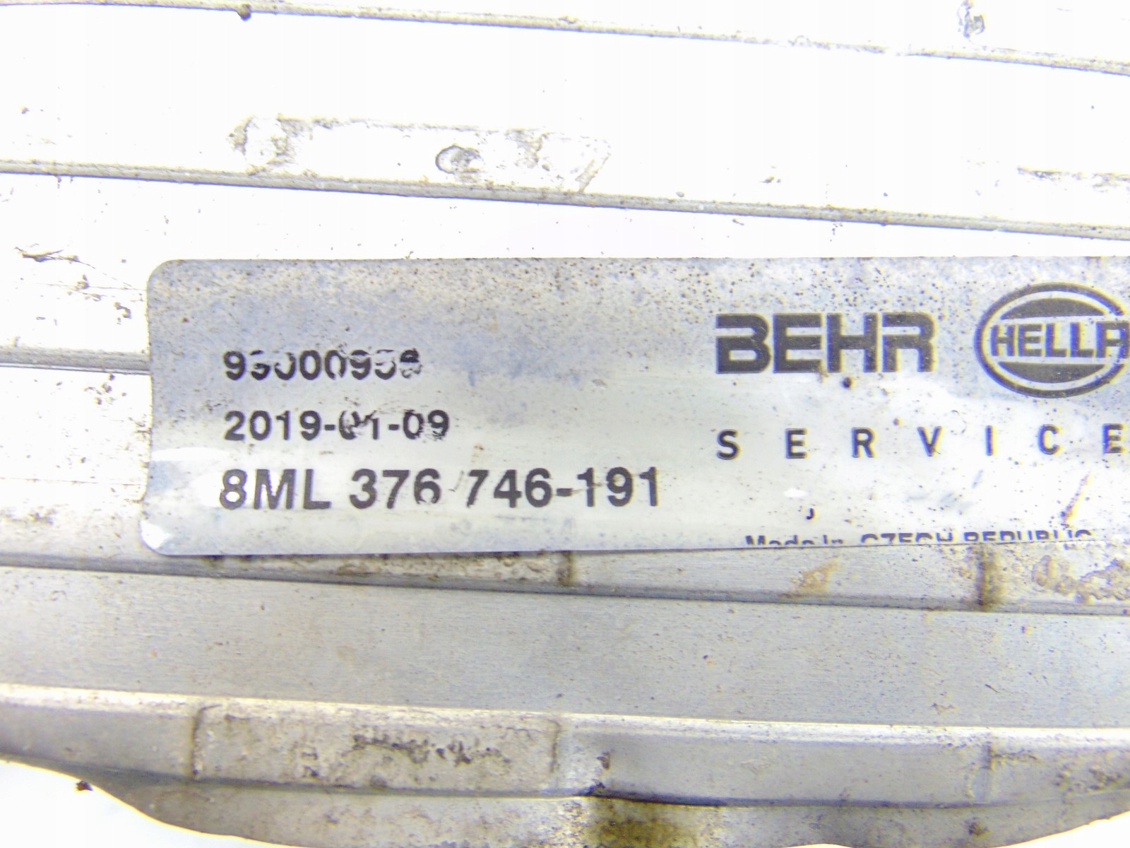 Intercooler Audi A4 B8 2.0 TFSI Behr 15219074419 image 4