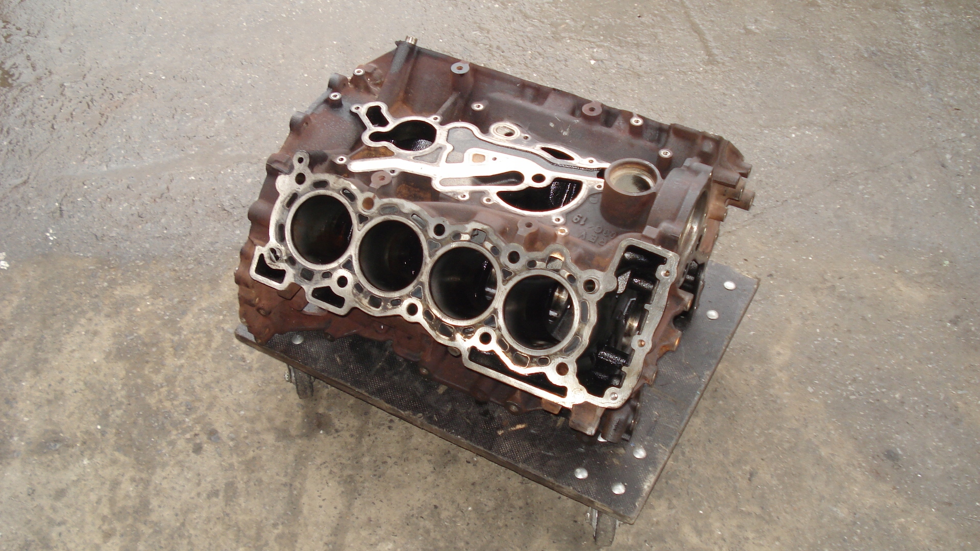 Bloc moteur Range Rover Sport 3.6TD V8 image 2