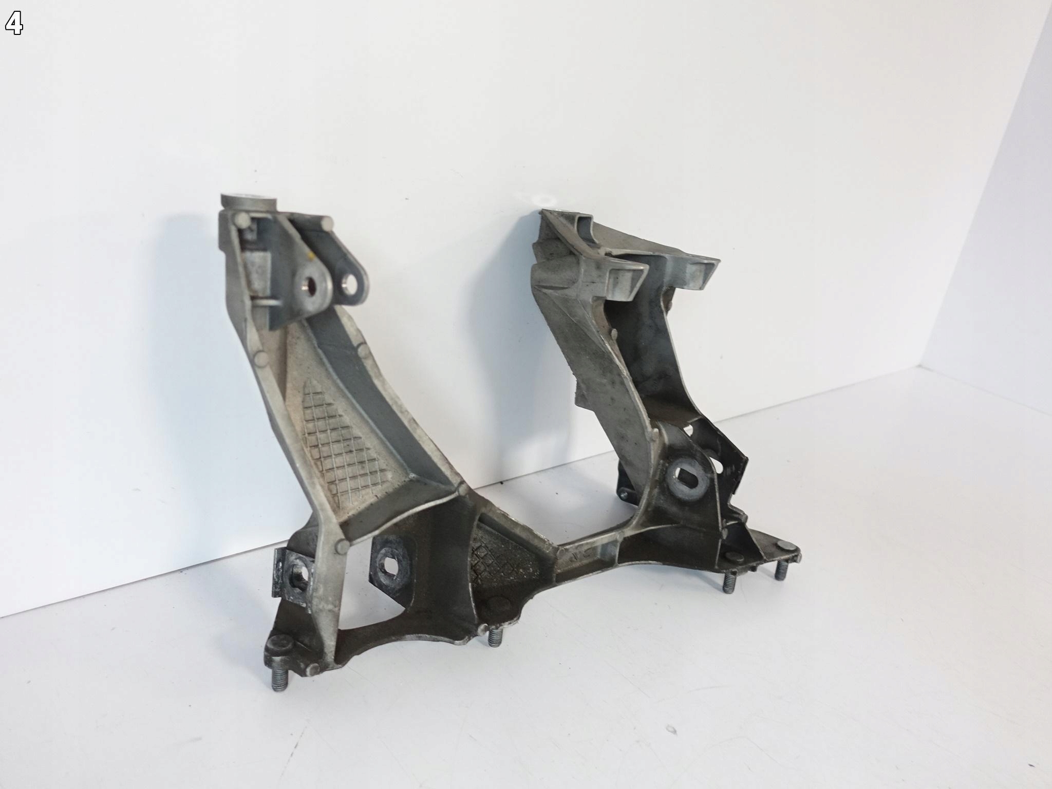 PORSCHE 981 CAYMAN BOXSTER SUPPORT FIXATION SUPPORT TROLLEY RIGHT REAR image 5