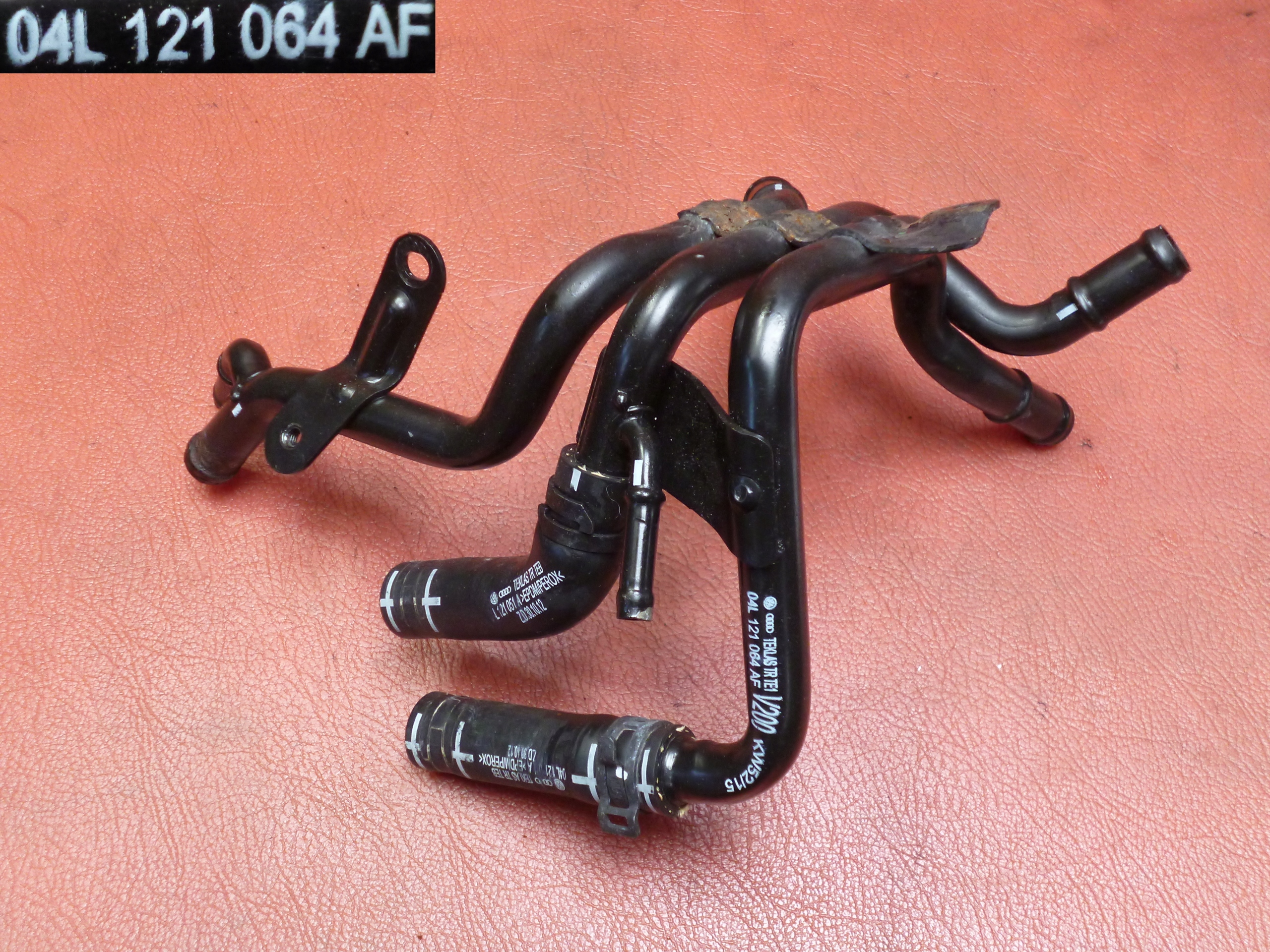 Wasserrohre VW Seat 1.6 TDI 2.0 TDI 2016 04L121064AF image 2