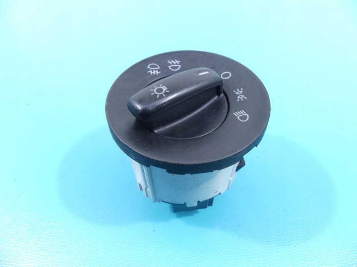 Light Switch 1Z0941431C Skoda Octavia II