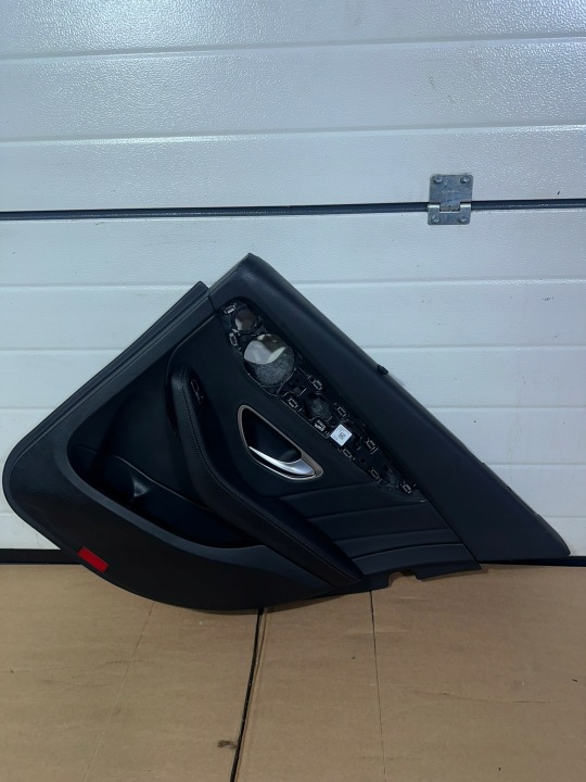Boczek de porte arrière droit Mercedes Classe C W205 DE Break, ROLETA