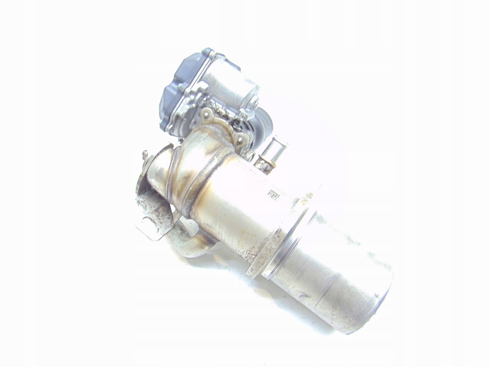 EGR-jäähdytin Audi A4 B9 A5 8W 2.0 TDI 04L131513B