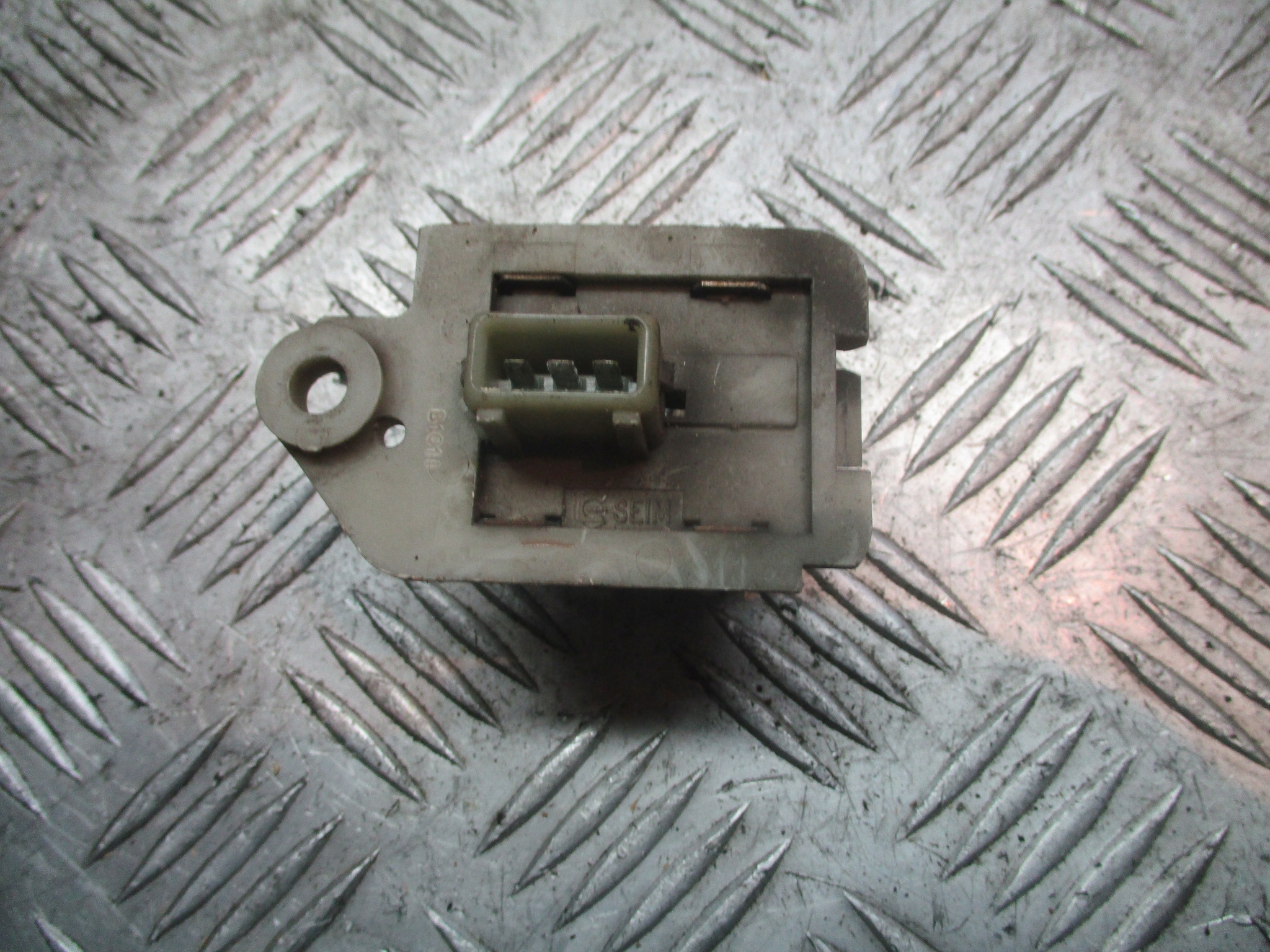 Radiator Fan Resistor Citroen C5 I 2.0 9641212680 image 2
