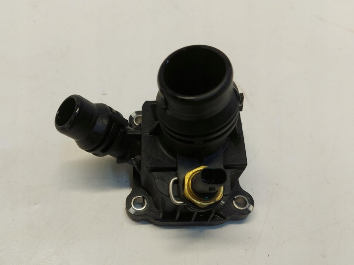 VOLVO XC60 II LIFT B4 2.0B Thermostatgehäuse 32257851