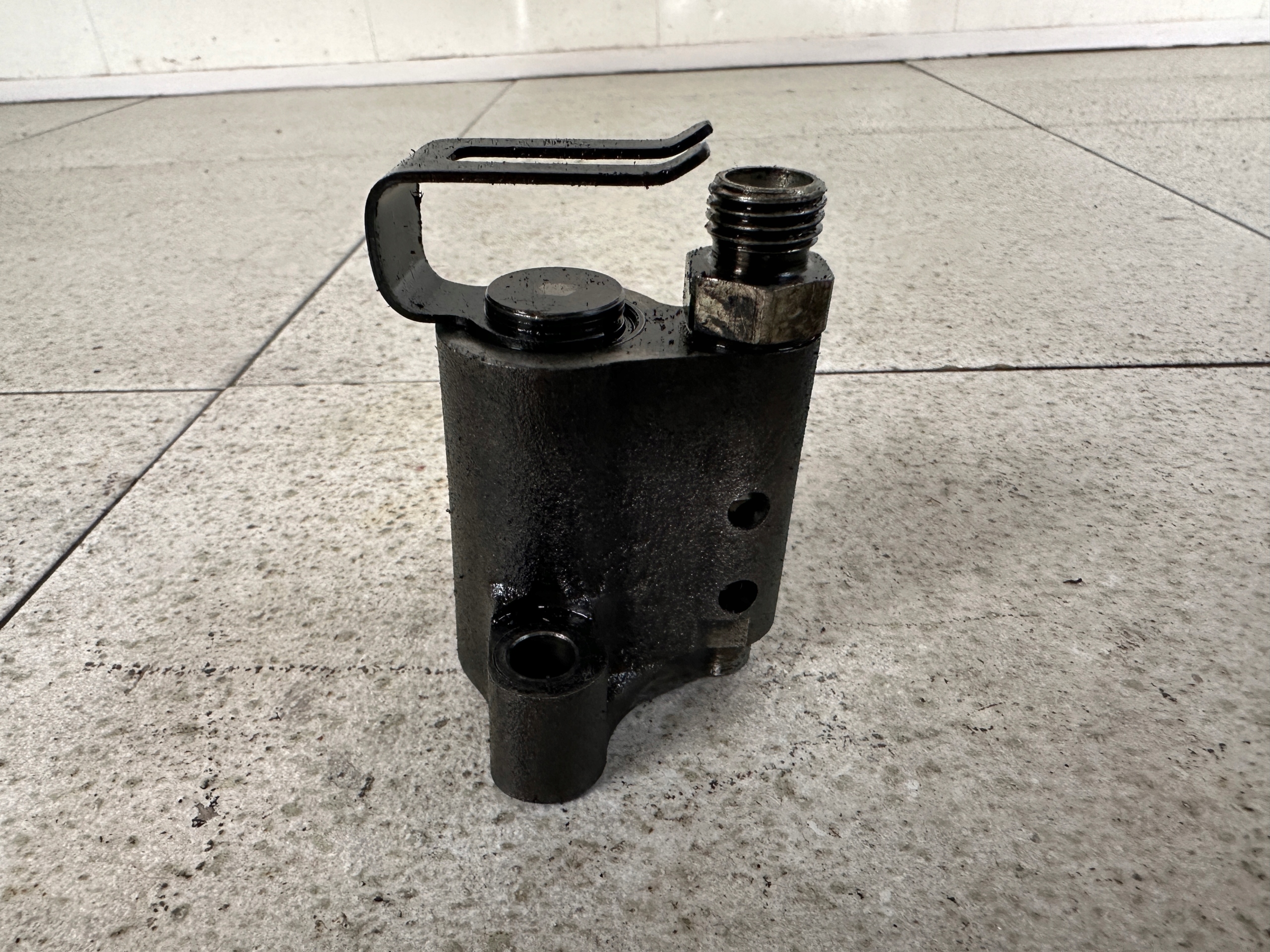 Iveco Stralis Hi-Way Brake Decompression Valve 4287500030 image 2