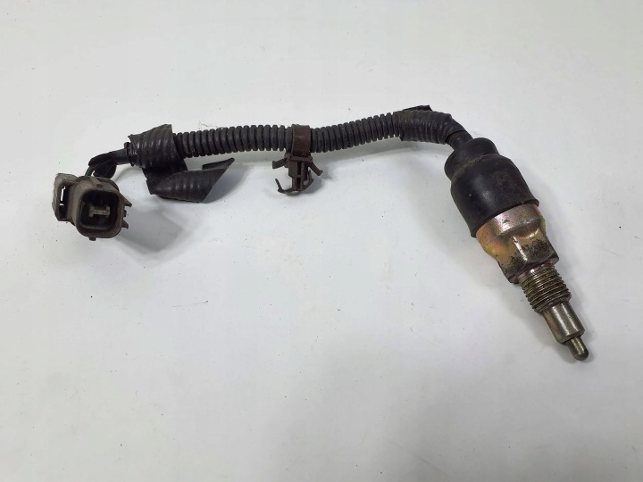 Honda Civic 1998 peruutusvalokytkin