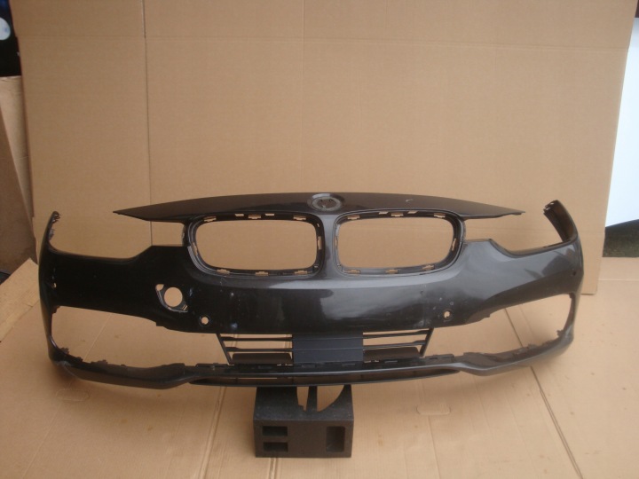 BMW 3 F30 F31 LCI LIFT 15- GRADE DIANTEIRA