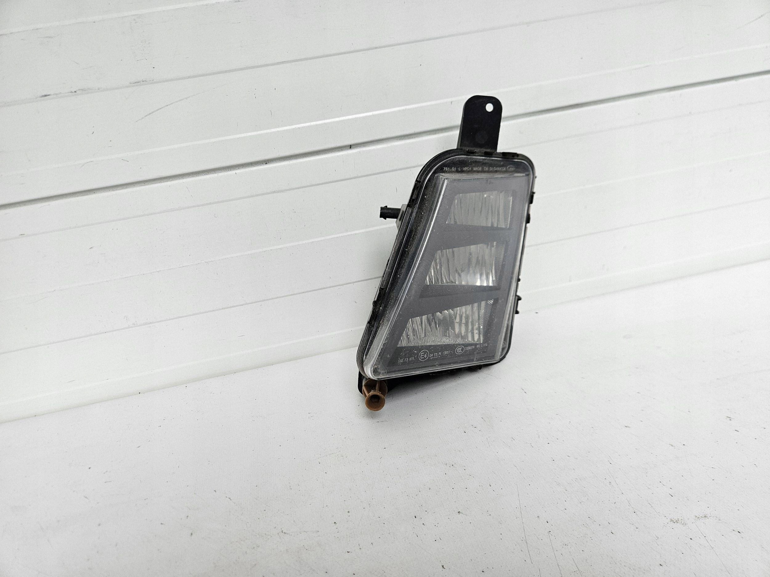 Volkswagenin sumuvalo OE 5G0941699
