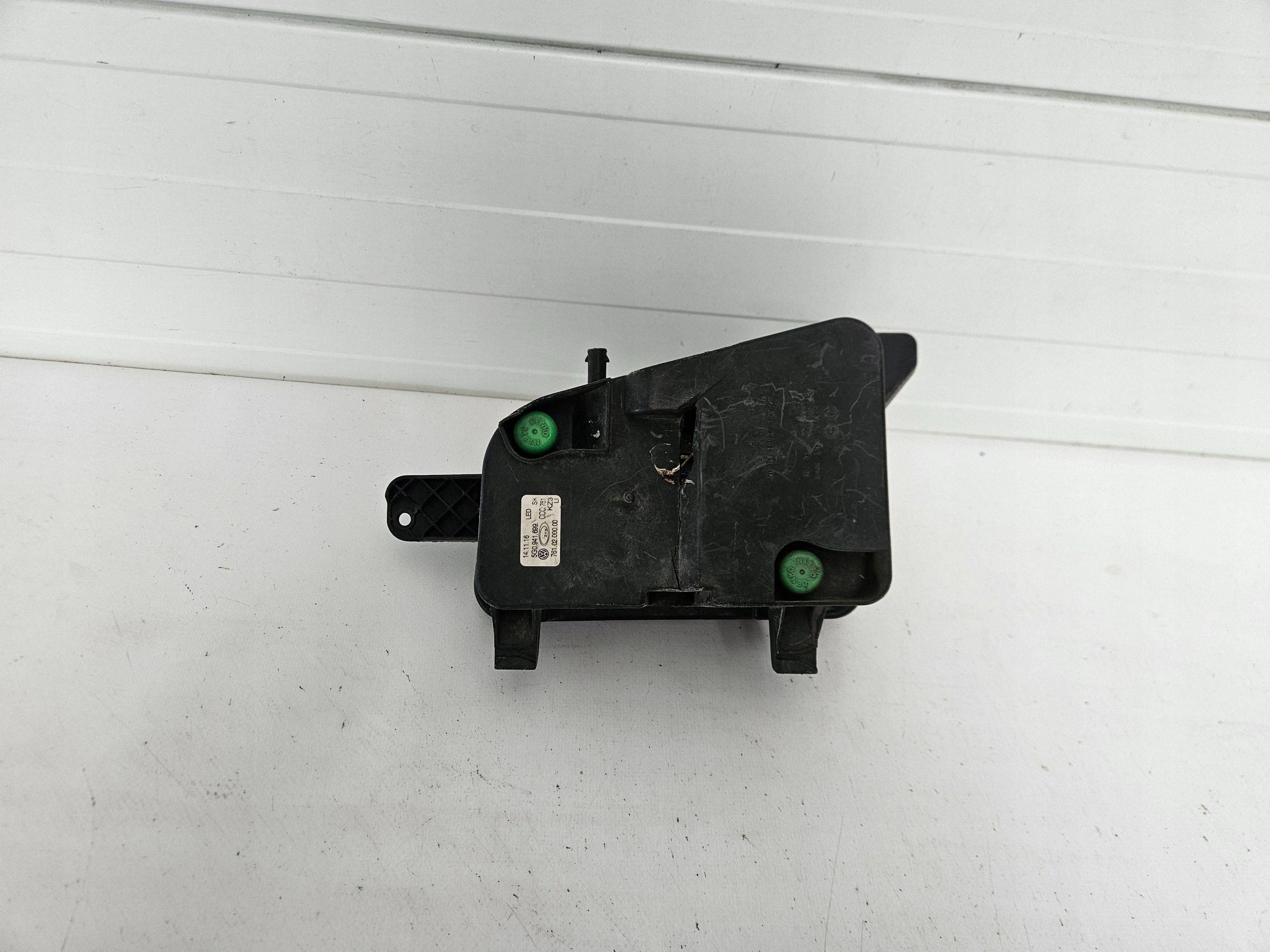 Nebelscheinwerfer VW OE 5G0941699 image 3