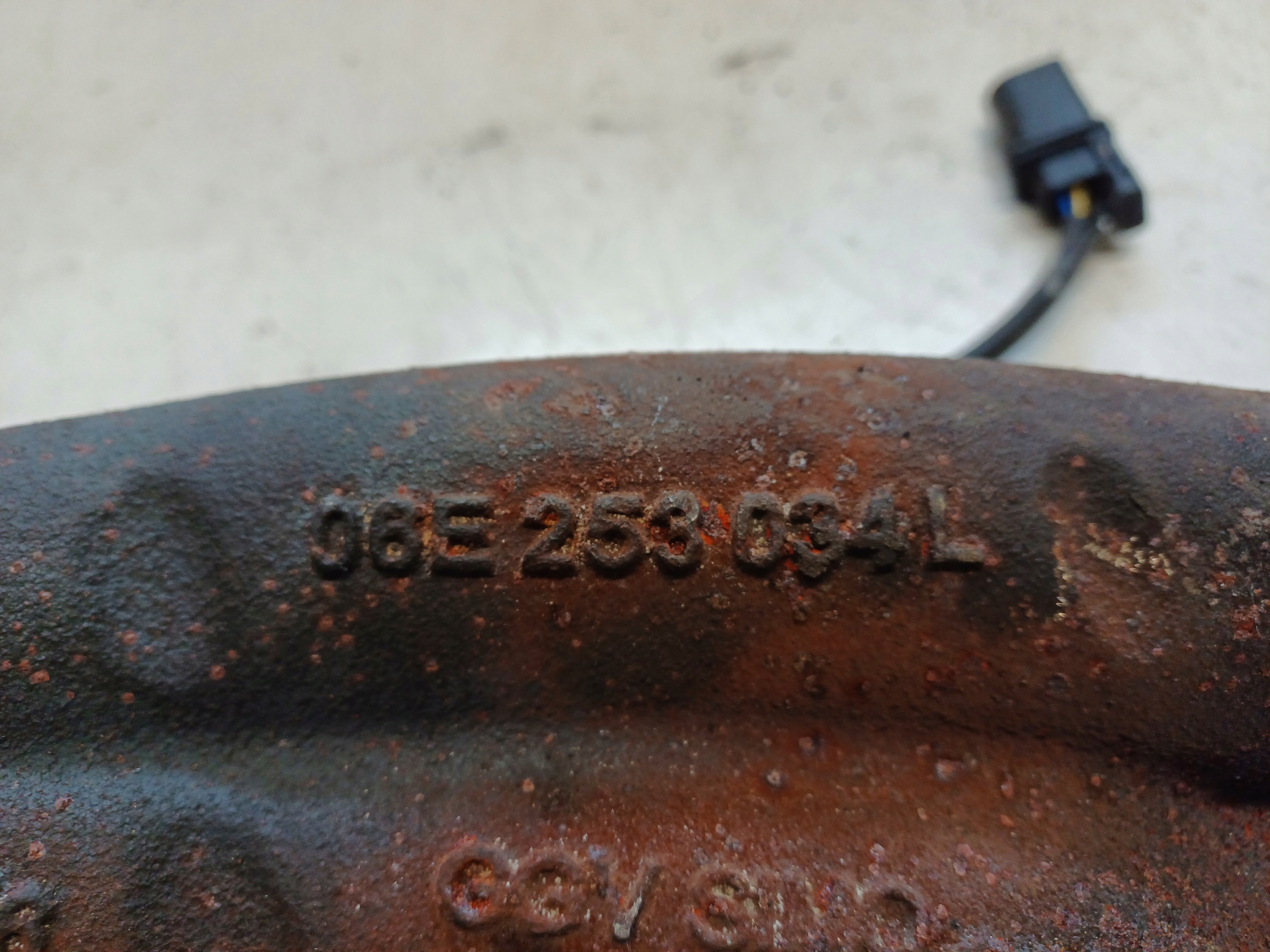 AUDI A6 C7 10- 3.0TFSI AUSPUFFKRÜMMER RECHTS 06E253034L image 5