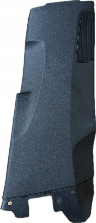 Audin Q8:n pilarin verhoilu 4M8867240A