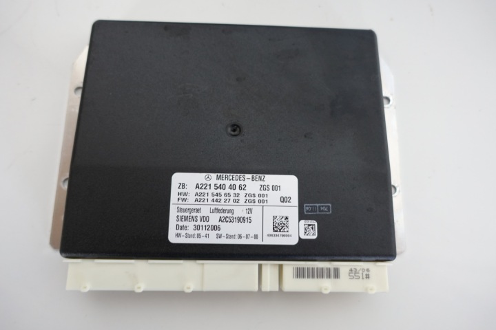 Mercedes W221 Airmatic Steuergerät 2215404062