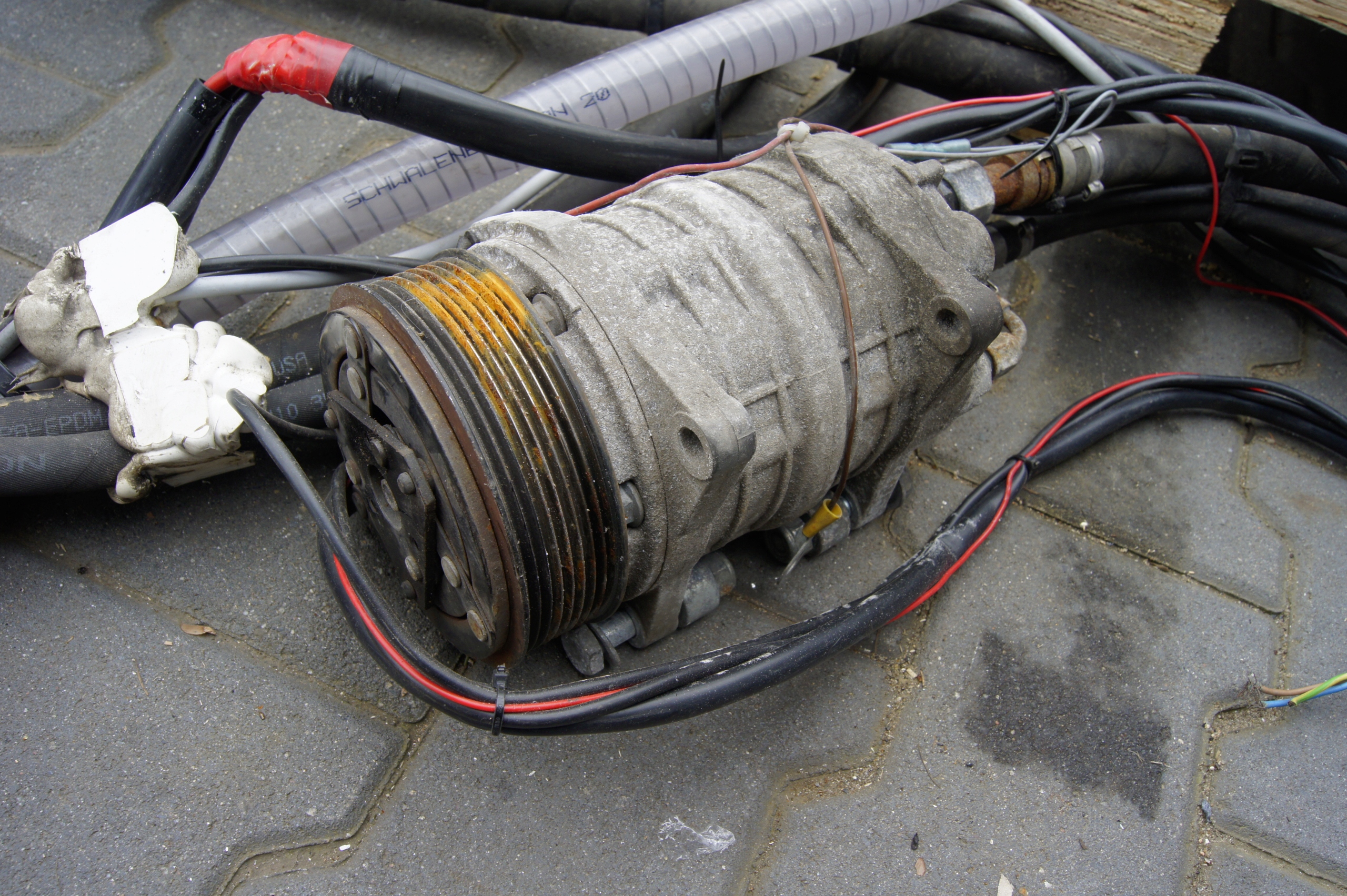 Luftkonditionering kompressor konvekta parkerings 2021 till 15 m3 buss image 4