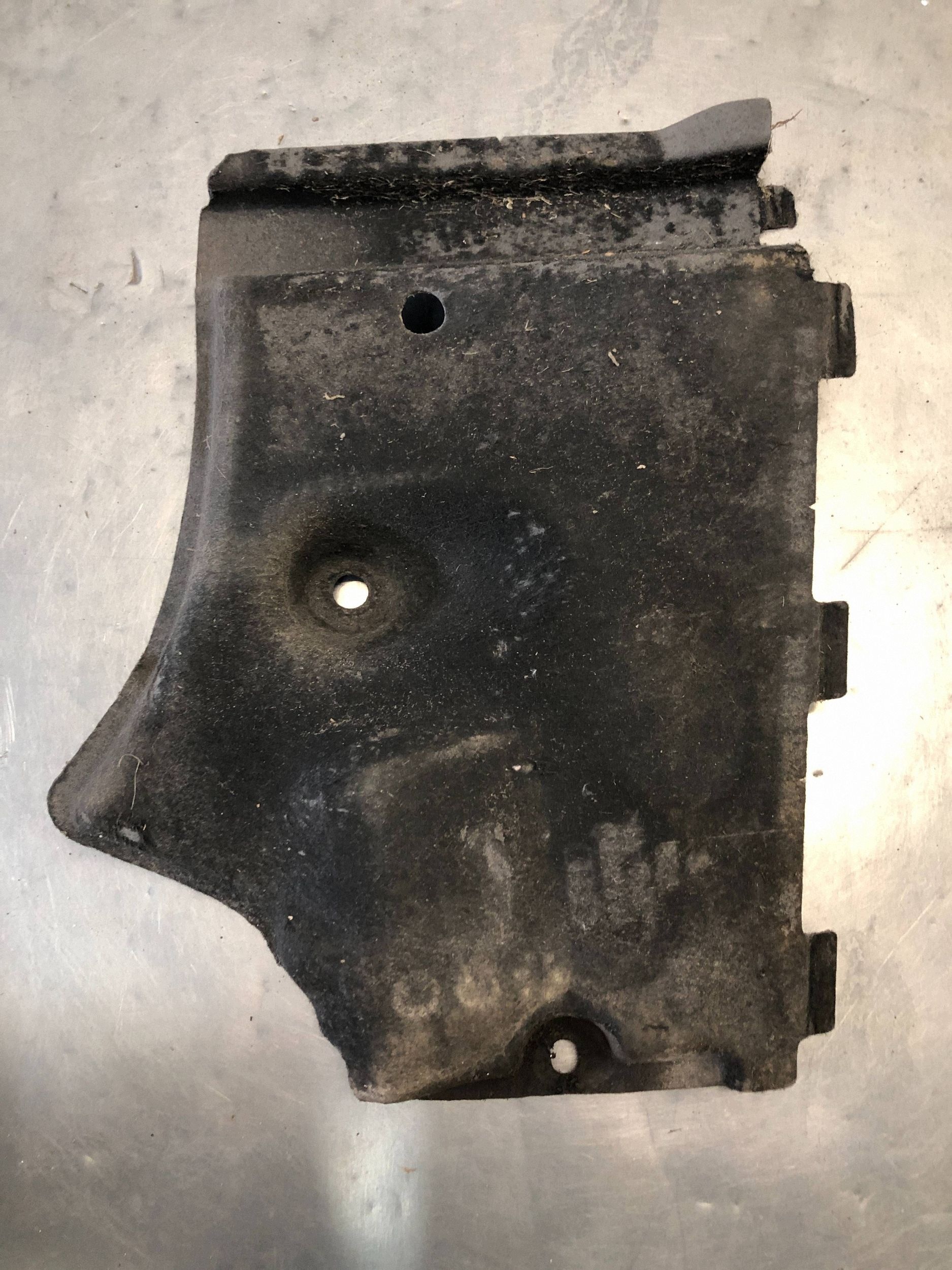 AUDI A6 4G CUBIERTA BAJO MOTOR IZQ DELAN 4G0825201B image 5