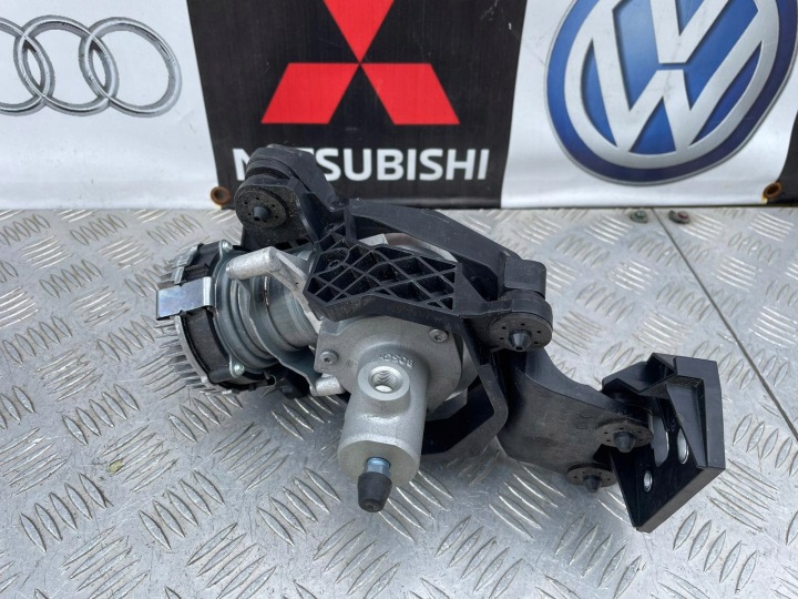 AUDI Q5 80A II PNEUMAATTINEN PAINEVENTTIILI 0132018037 80B614307B