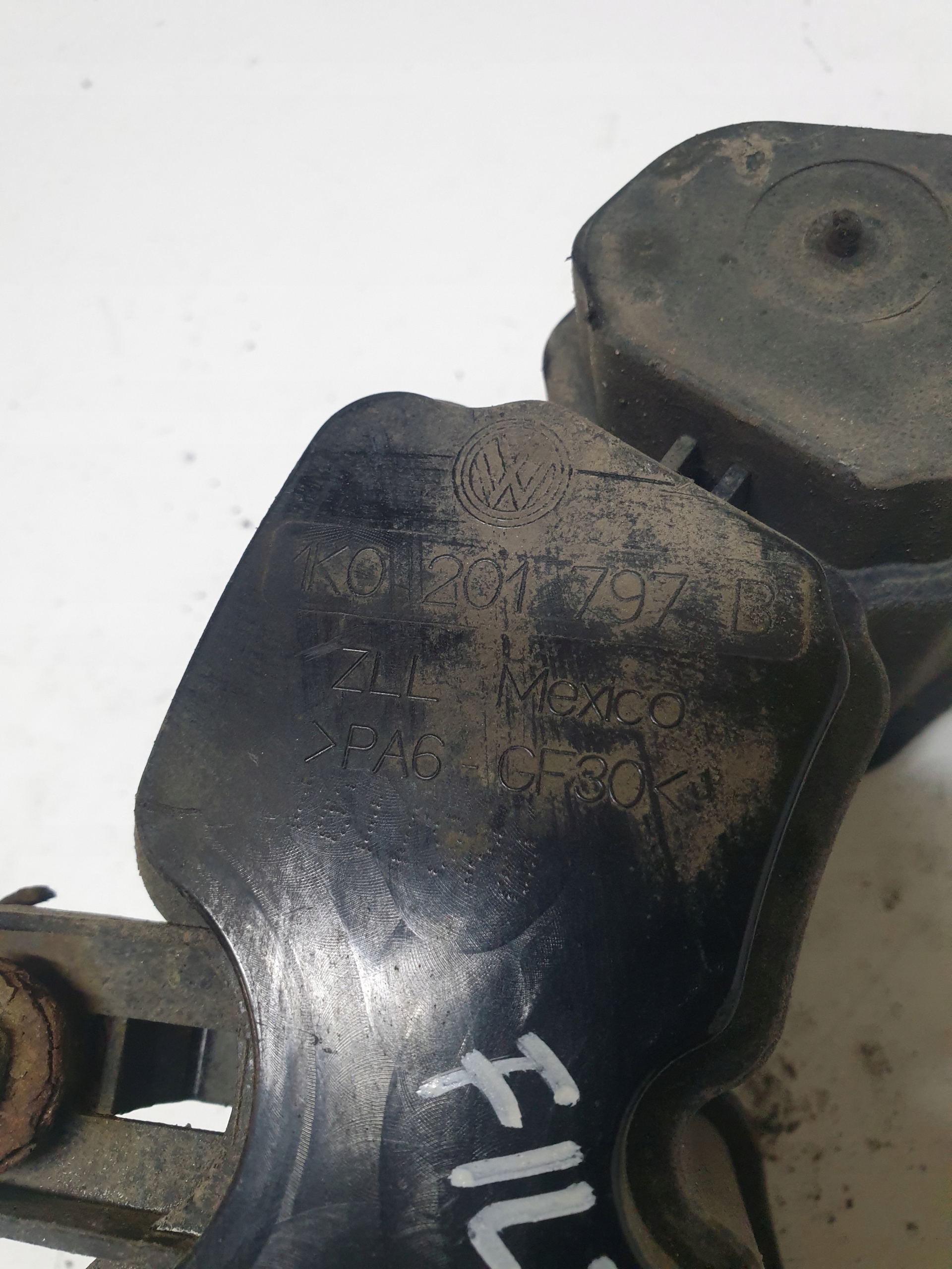 Carbon Filter VW Jetta IV 1K0201797B image 3