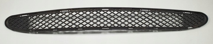 Etupuskurin säleikkö Mercedes W203 A2038852623