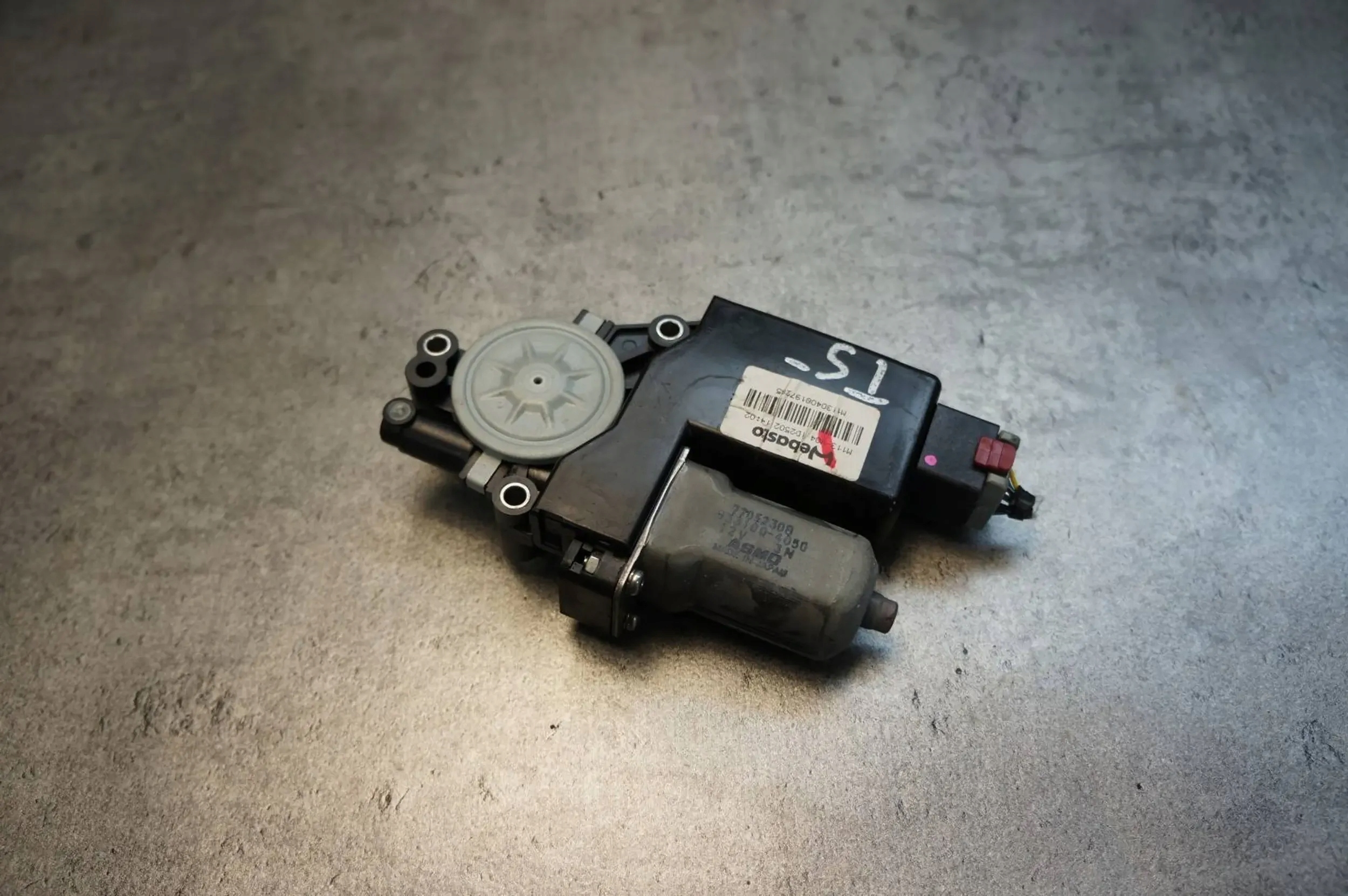 Stellmotor Schiebedach Mitsubishi Outlander II 77052308 image 3