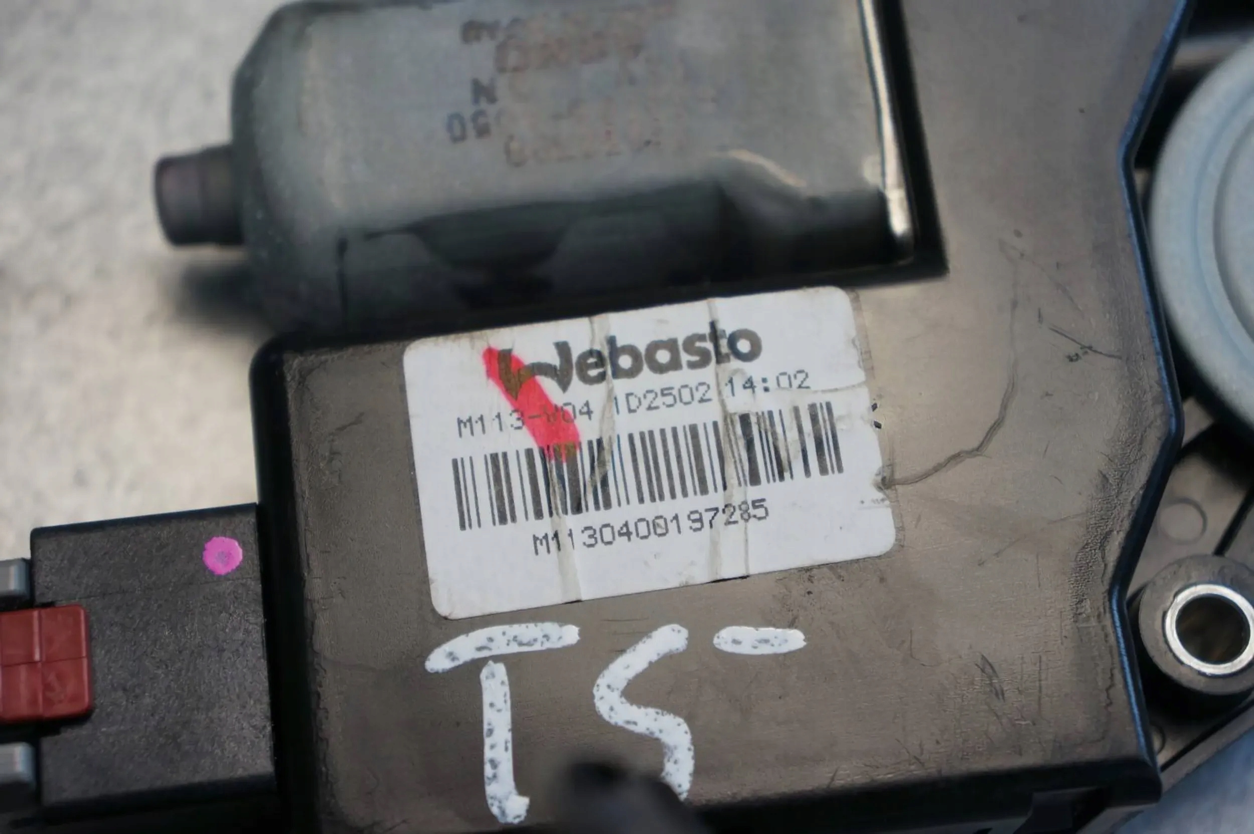 Stellmotor Schiebedach Mitsubishi Outlander II 77052308 image 4