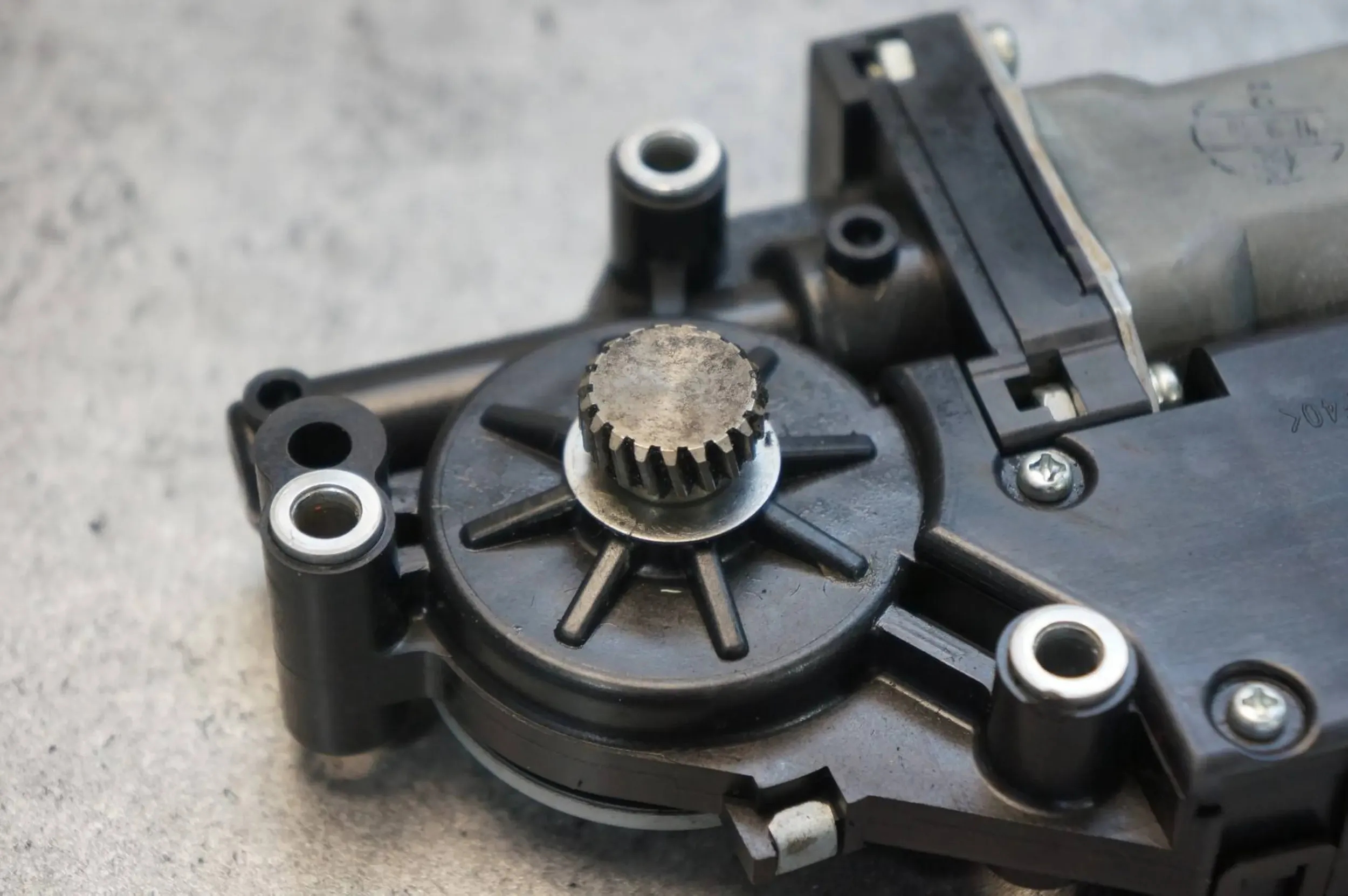 Stellmotor Schiebedach Mitsubishi Outlander II 77052308 image 6
