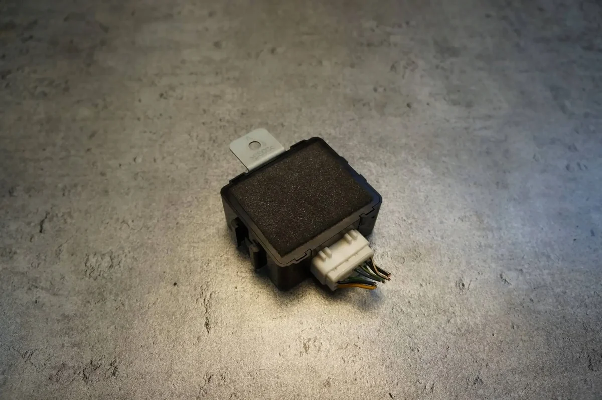Module immobiliseur SsangYong Rodius II 87400-21500 image 4