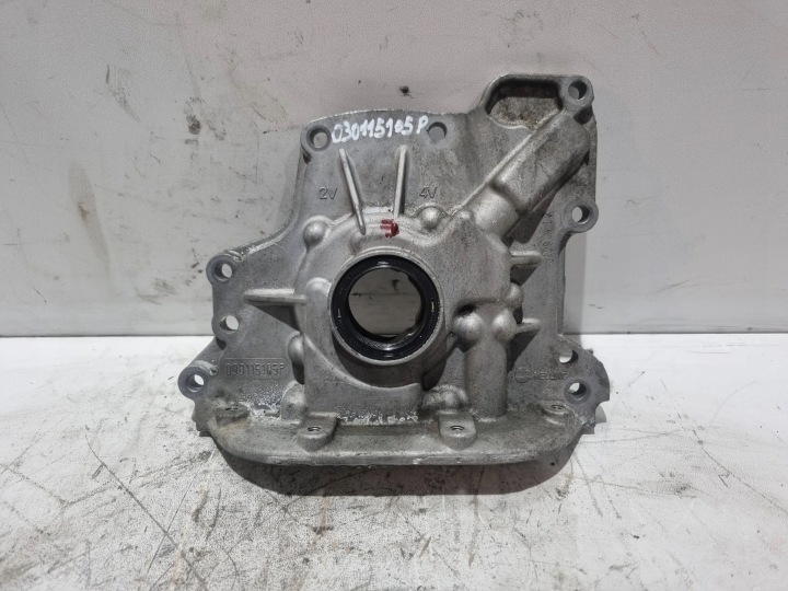 Pompa olio 030115105P Vw Audi Seat Skoda