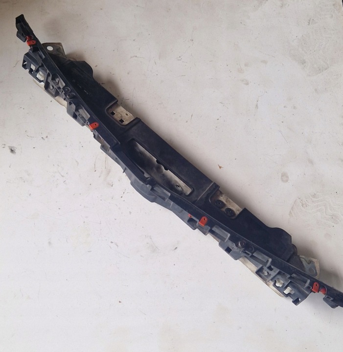 Etujousi vahvike yläosa muovilla OE 13277182 OPEL INSIGNIA