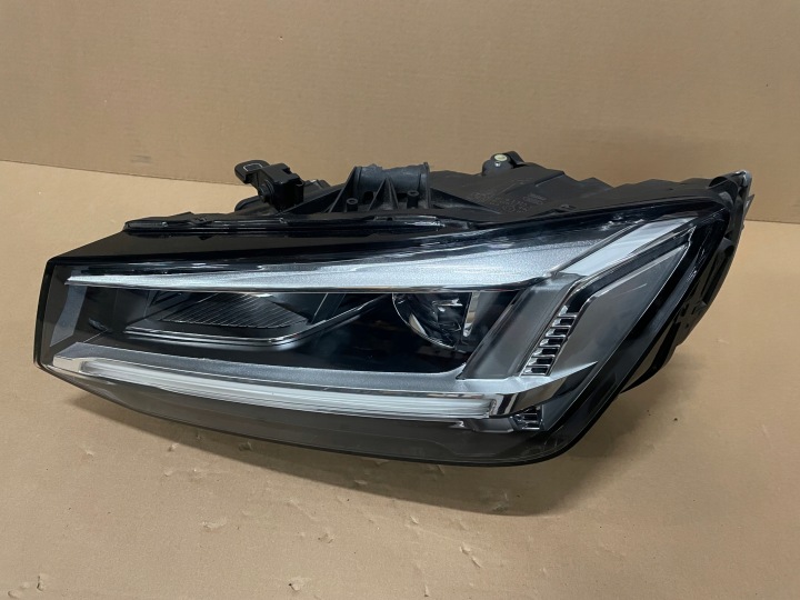 AUDI Q2 81A Farol Esquerdo Full LED Completo Euro 81A941033