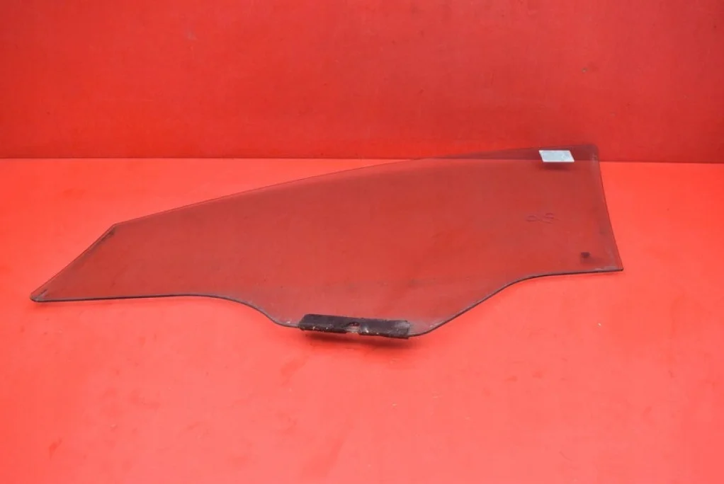 VITRE LATÉRALE AVANT DROITE LANCIA DELTA 3 image 7