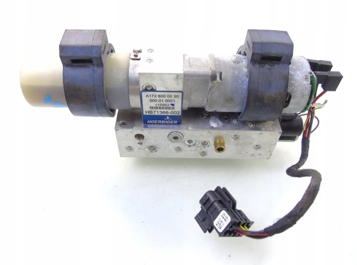 Takpump Mercedes SLK R172 A1728000030