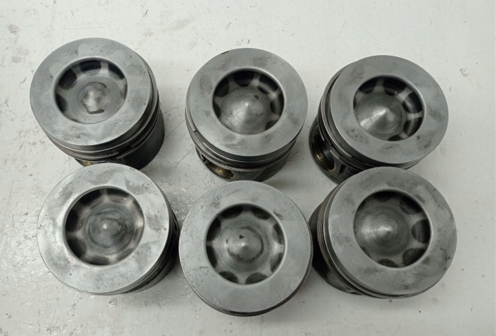 MERCEDES E-LUOKKA W213 3.5 V6 E400 276.853 M276.853 92L140