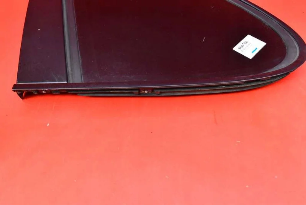 Porsche Cayenne 1 Seitenfenster links hinten image 3