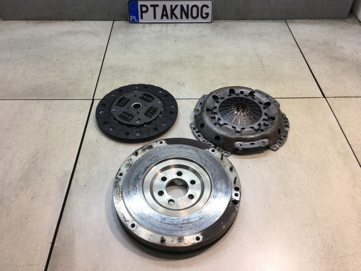 Painelaakeri Skoda Fabia I 1.4 16v Käytetty
