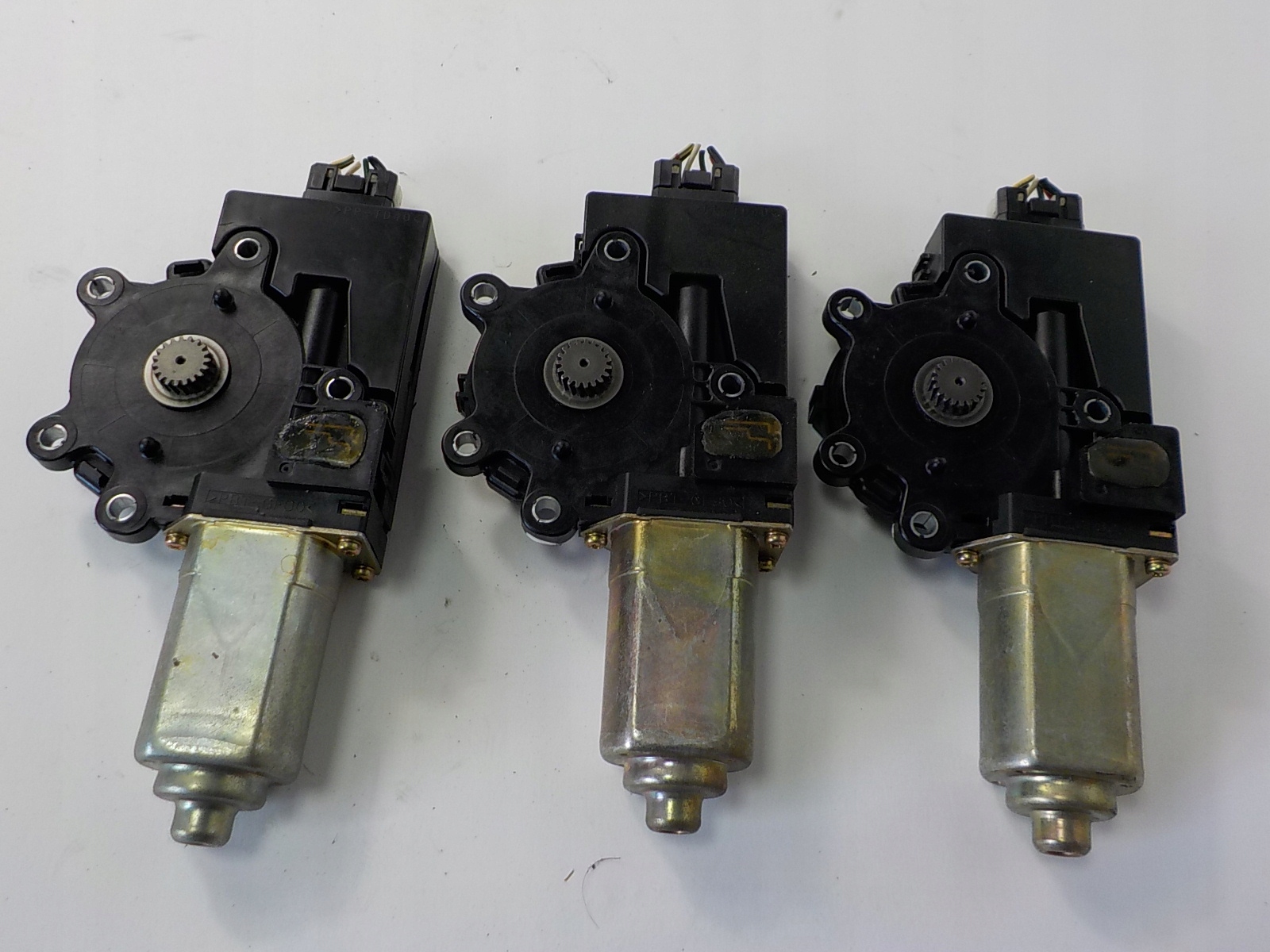 SUBARU FORESTER II SG MOTEUR DE TOIT OUVRANT image 5