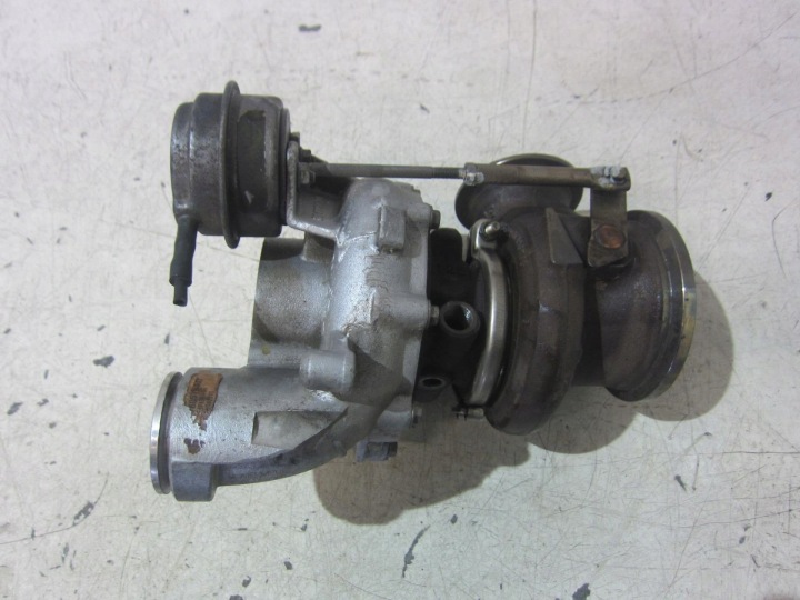 BMW F10 F06 N63 F15 F01 4.4 V8 TURBO AHTI 11657646093 7605794