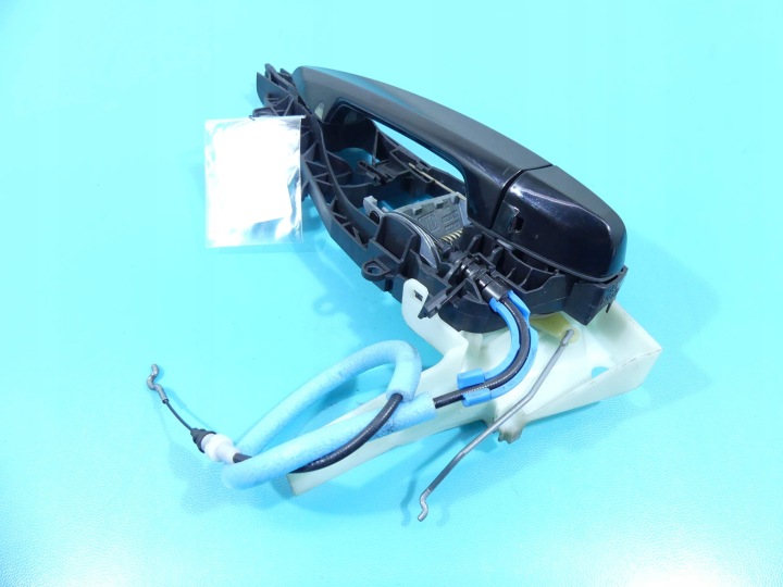 BMW F45 F46 etuovi vasen ulkokahva 7316363