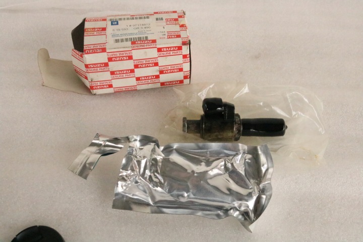 Opel Isuzu Pressure Regulator Valve 97174872