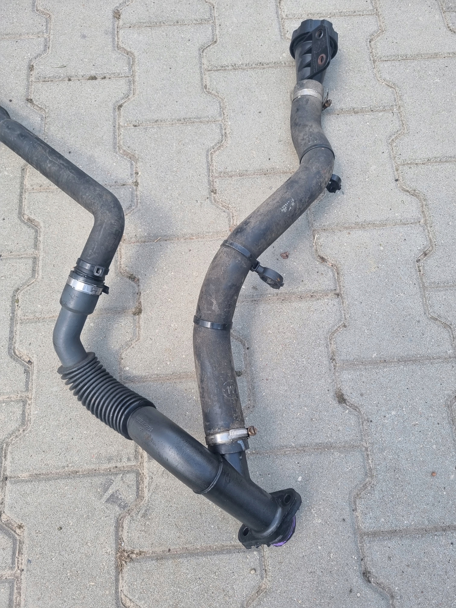 Öl-Einfüllrohr Renault Premium DXI 11 379 380 410 430 450 460 image 3