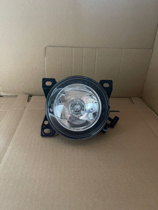 DAF XF 105 CF Halogeeni kaukovalo Hella 965483-00
