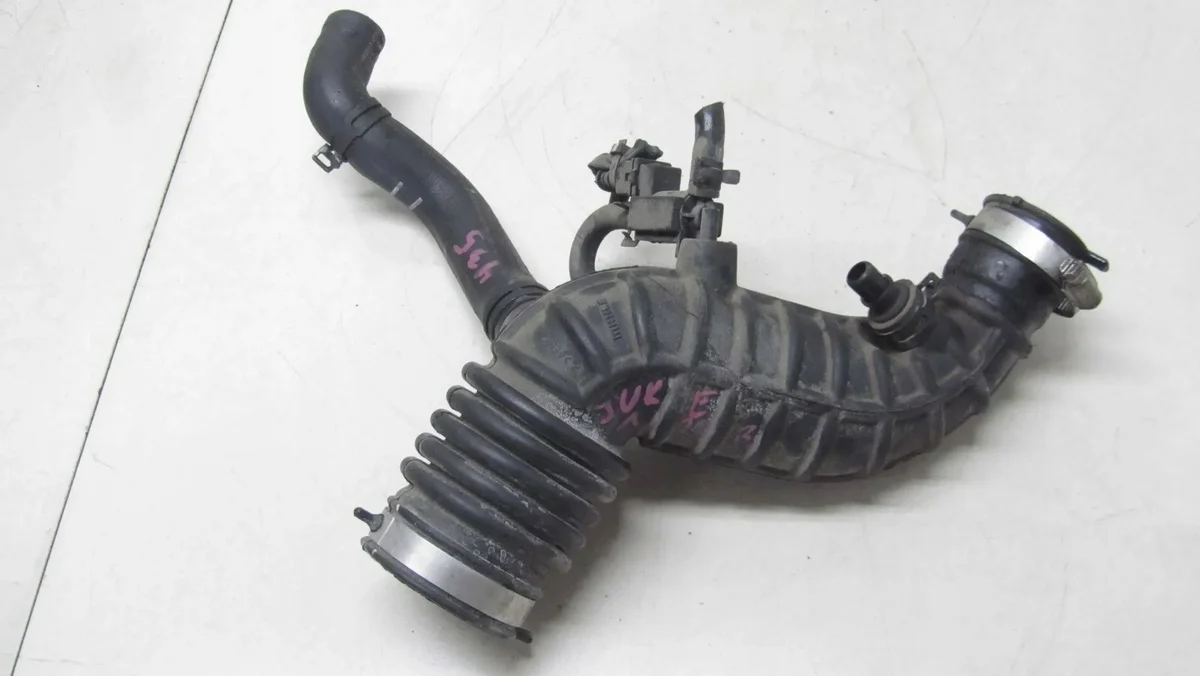 Nissan Juke F15 1.2 Durite d'air GIS42215 image 3