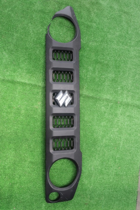 Grille Emblem Badge Suzuki Jimny 2023