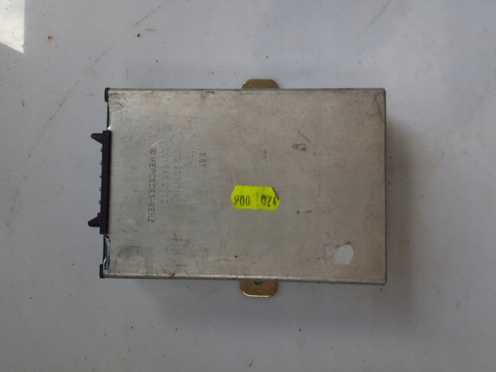 Mercedes w107 ja w126 vakionopeudensäädin, alkuperäinen 001 545 21 32
